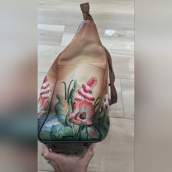 Anuschka Unique Hand Painted Foxes and Flowers Large Leather Zip Toe Tote Bag - Picture 6 of 12